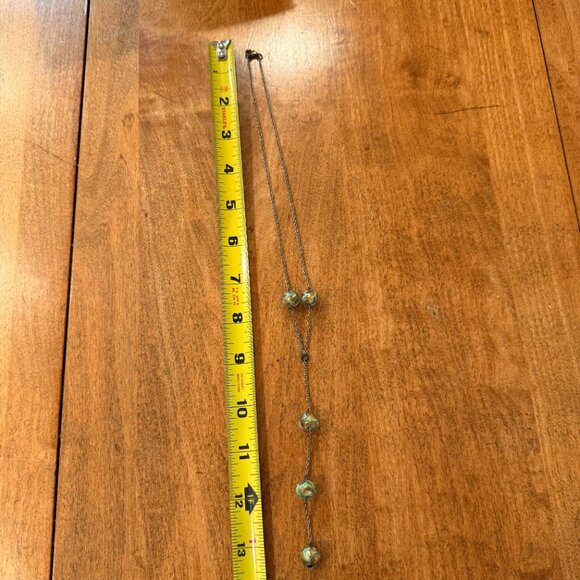 Silver Y-chain with green-and-gold marbled shimmery blown glass beads - Picture 5 of 9